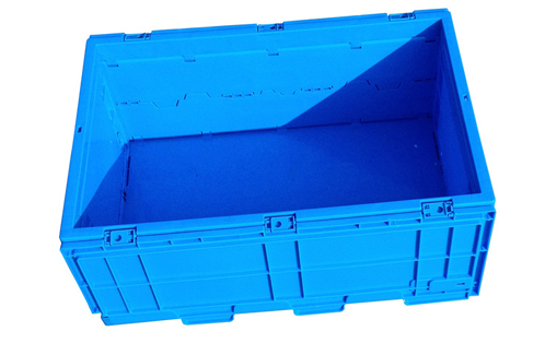 Plastic collapsible boxes