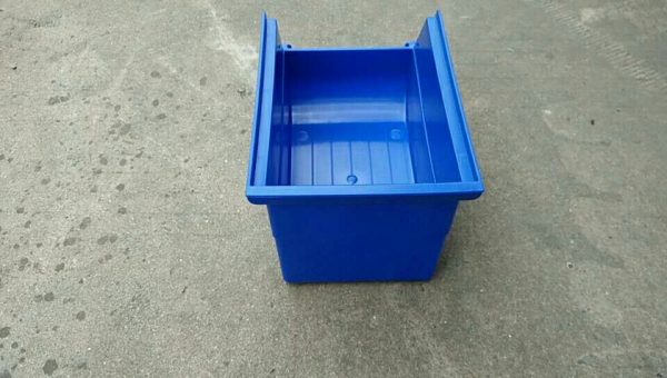 plastic parts drawers