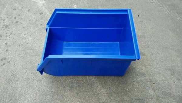 plastic parts drawers