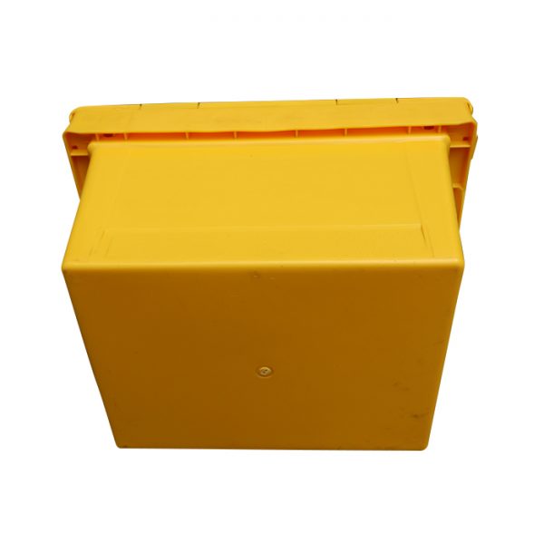 storage bins with lids